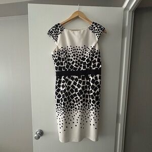Maggy London Black and White Geometric Midi Dress